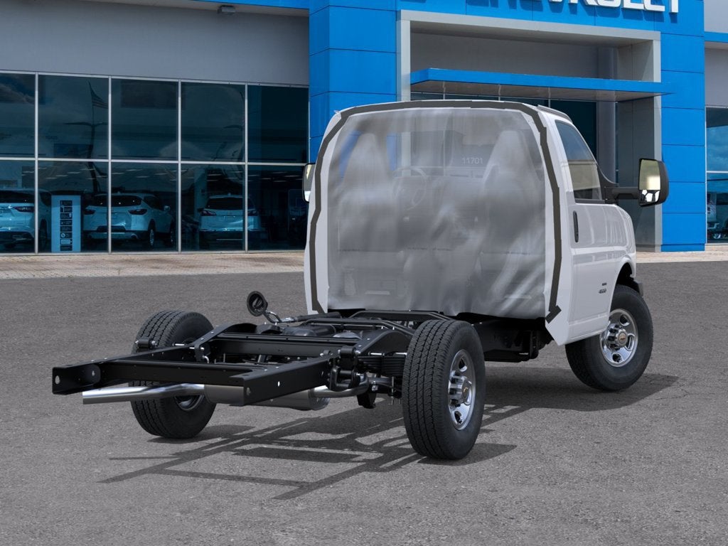 2026 Chevrolet Express Cutaway 3500 1WT