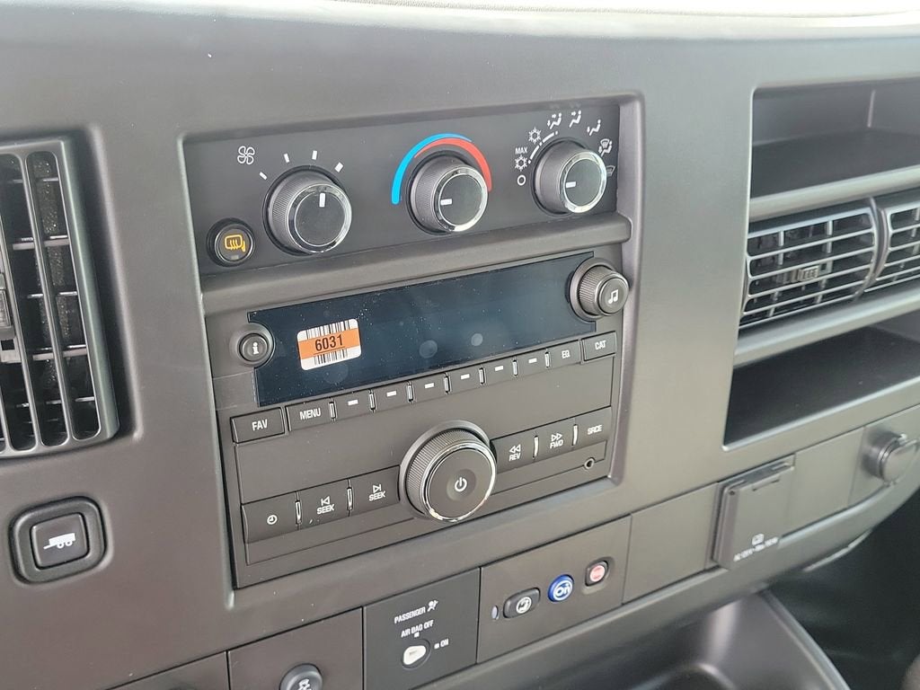 2025 Chevrolet Express Cargo 2500 WT