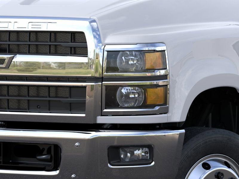 2025 Chevrolet Silverado 6500 HD LT
