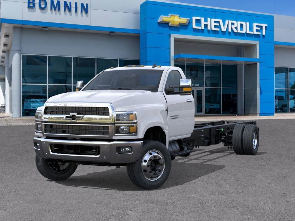 2025 Chevrolet Silverado 6500 HD LT