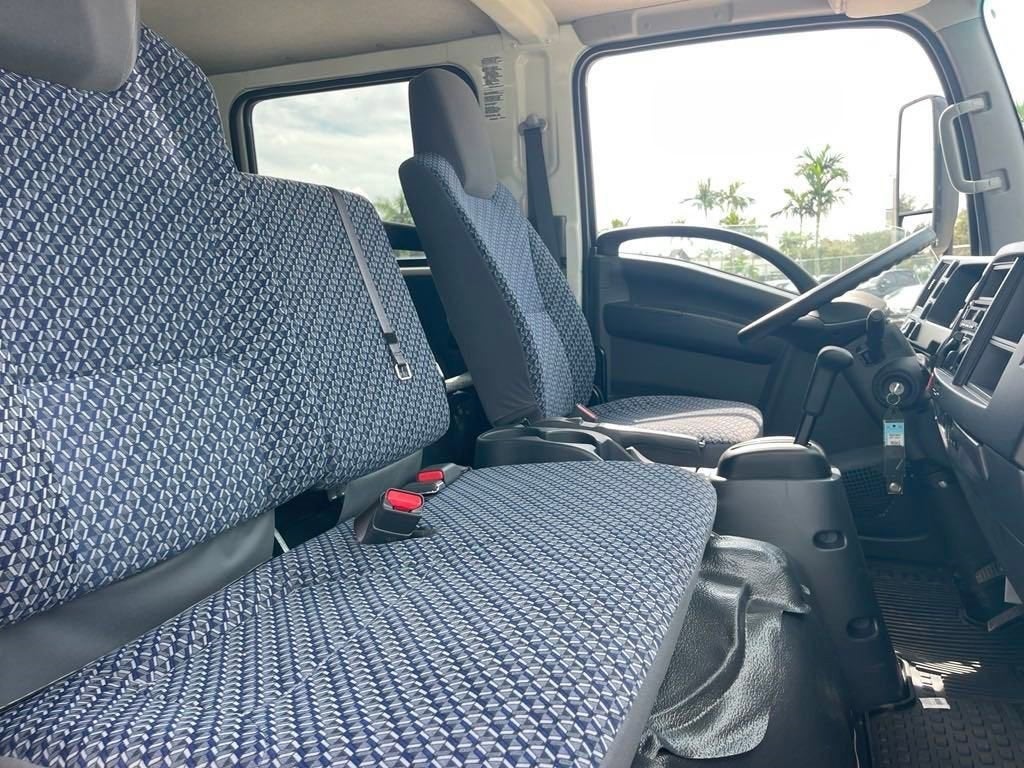 2024 Chevrolet Low Cab Forward 4500 1WT