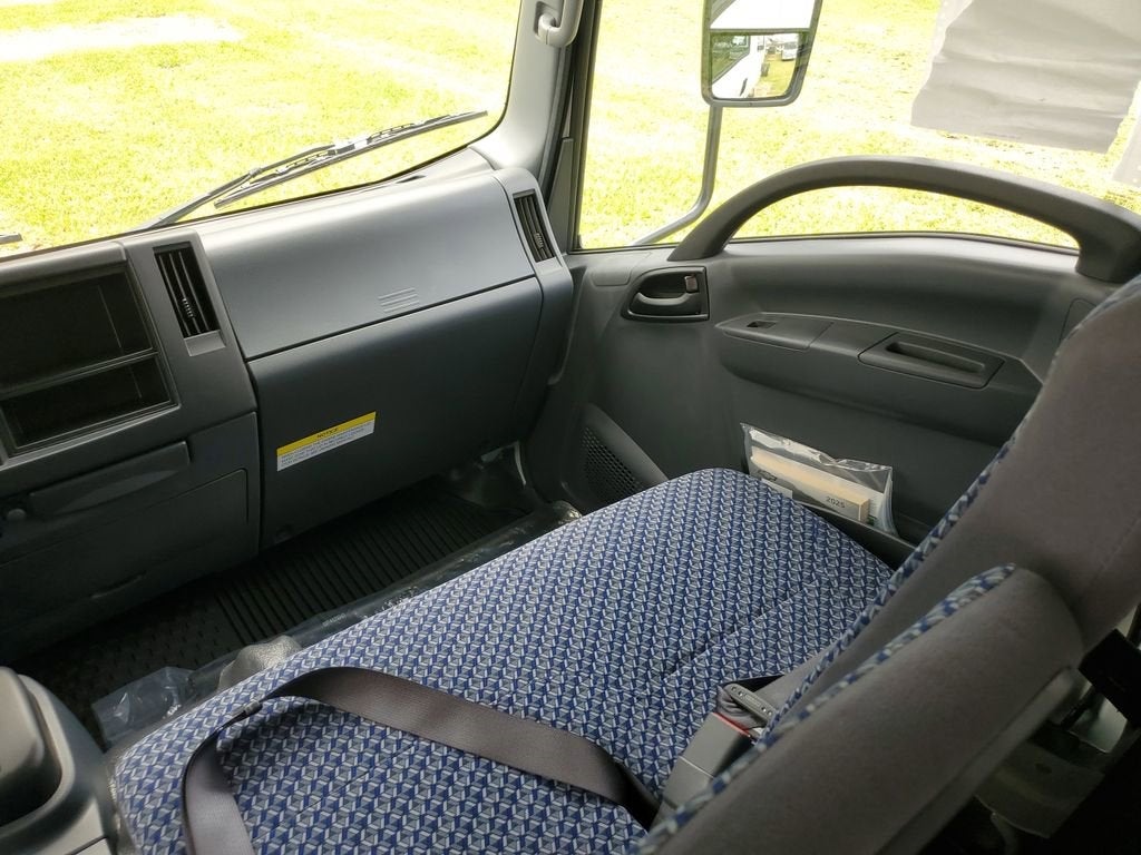 2025 Chevrolet Low Cab Forward 4500 Base