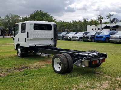 2025 Chevrolet Low Cab Forward 4500 Base