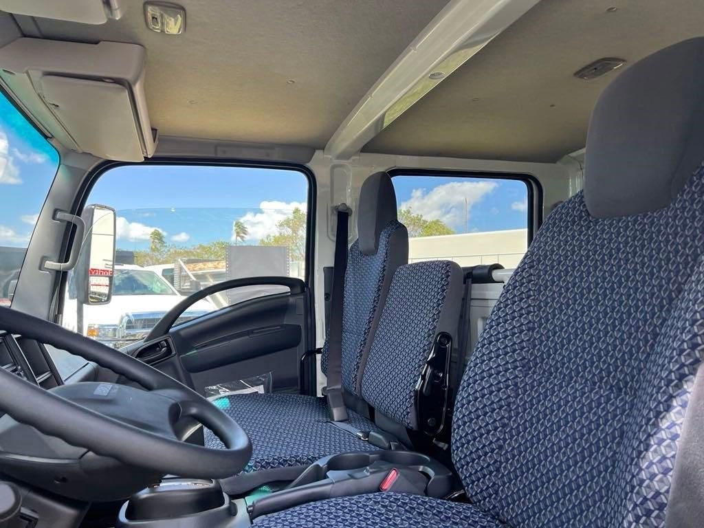 2024 Chevrolet Low Cab Forward 5500 HG 1WT