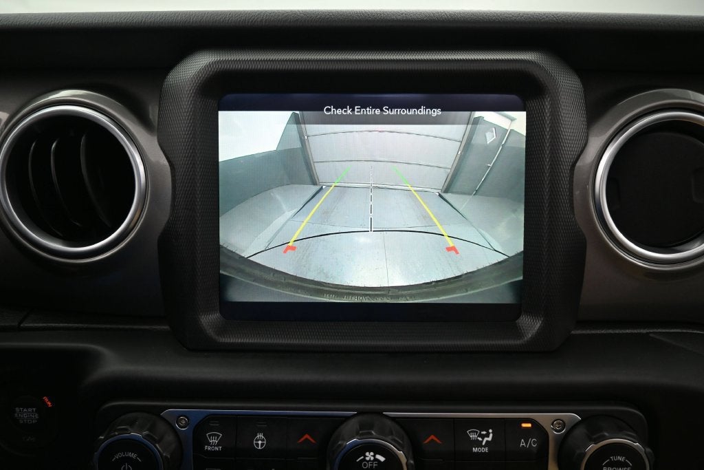 2023 Jeep Wrangler 4-Door Sahara 4x4