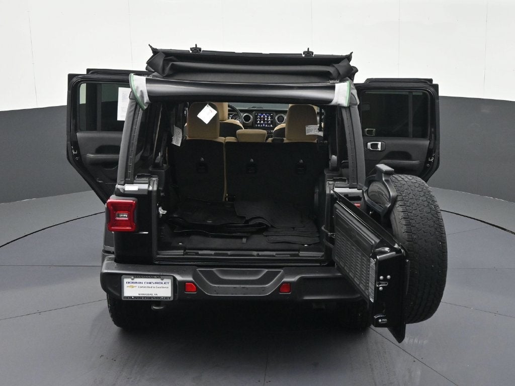 2023 Jeep Wrangler 4-Door Sahara 4x4