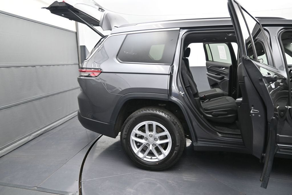 2023 Jeep Grand Cherokee L Laredo 4x4