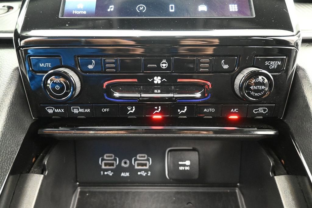 2023 Jeep Grand Cherokee L Laredo 4x4