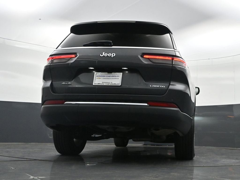 2023 Jeep Grand Cherokee L Laredo 4x4