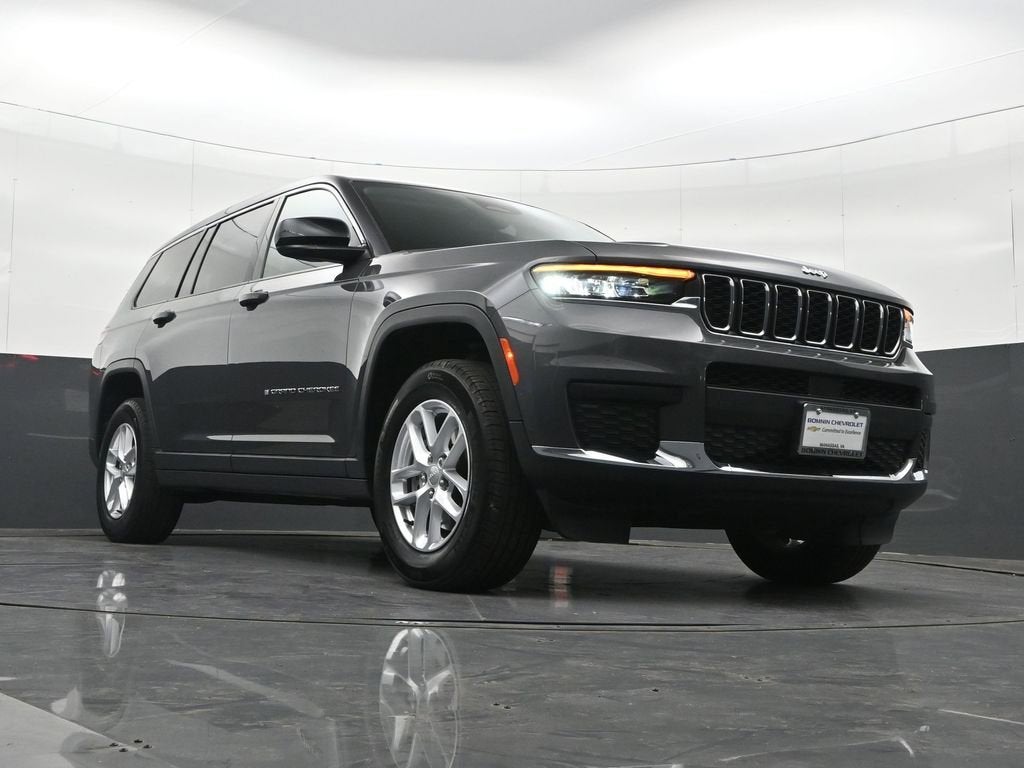 2023 Jeep Grand Cherokee L Laredo 4x4