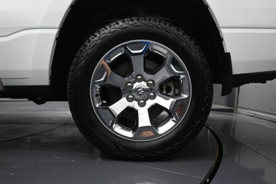 2022 RAM 1500 Big Horn Crew Cab 4x4 5'7" Box