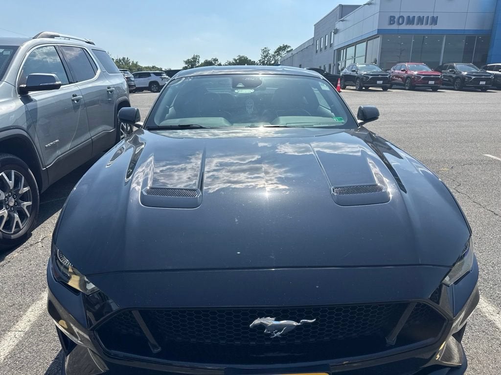 2022 Ford Mustang GT Premium Fastback