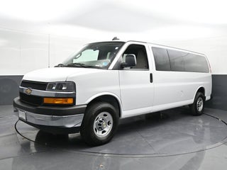 2024 Chevrolet Express Passenger 3500 1LT