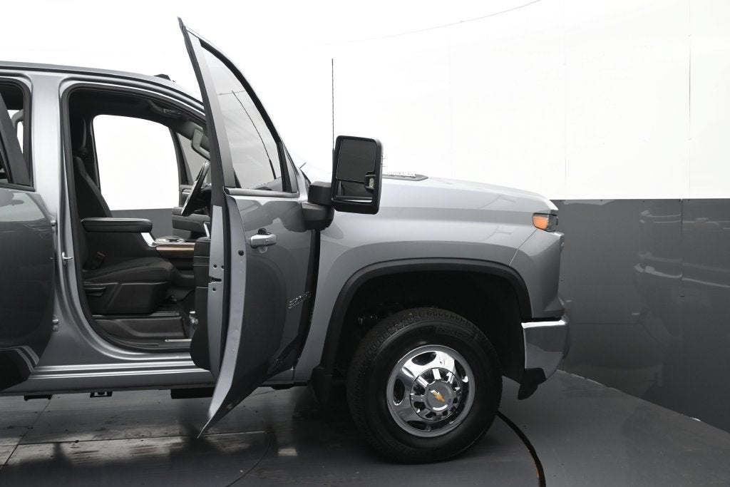 2025 Chevrolet Silverado 3500 HD LT DRW