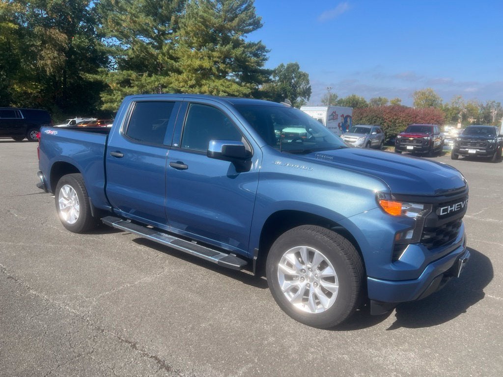 2024 Chevrolet Silverado 1500 Custom