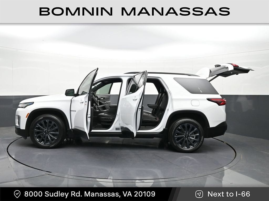 2022 Chevrolet Traverse RS