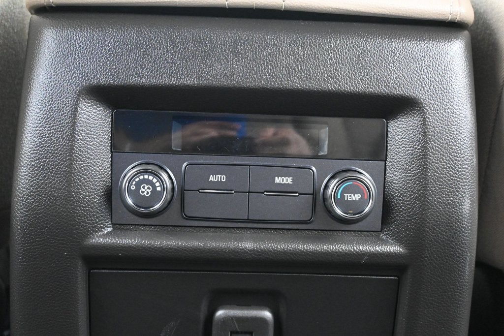 2023 Chevrolet Traverse LS - Photo 16