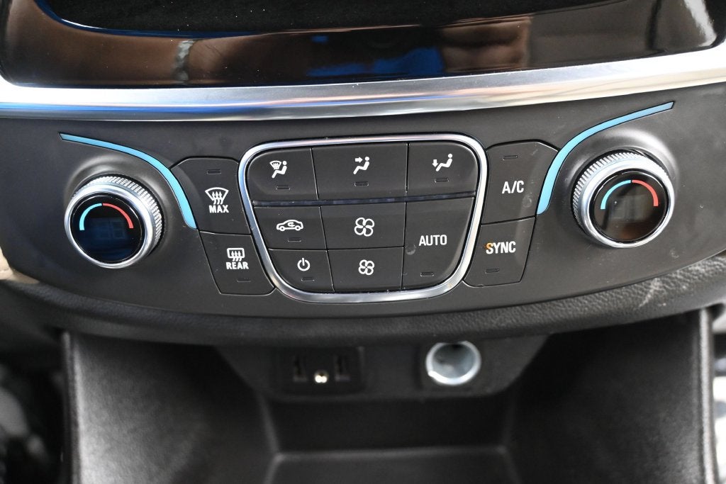 2023 Chevrolet Traverse LS - Photo 22
