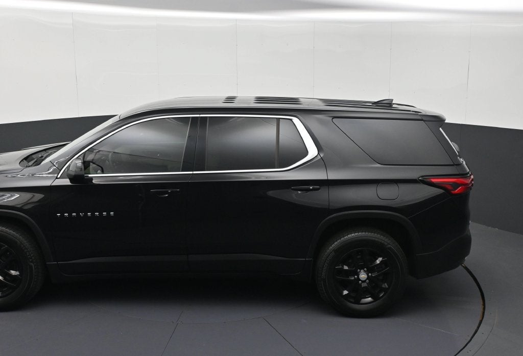 2023 Chevrolet Traverse LS - Photo 25