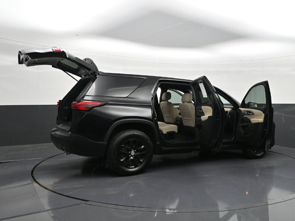 2023 Chevrolet Traverse LS - Photo 40