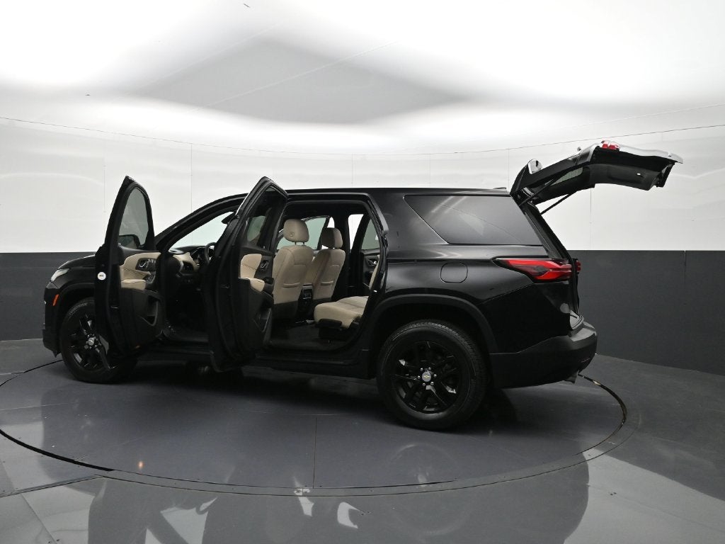 2023 Chevrolet Traverse LS - Photo 43