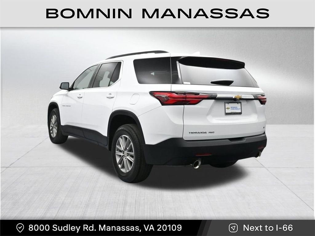2023 Chevrolet Traverse LT Cloth