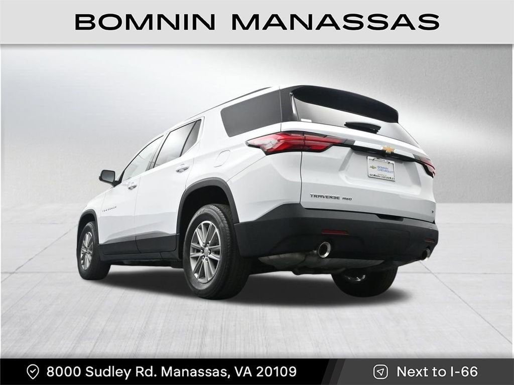 2023 Chevrolet Traverse LT Cloth