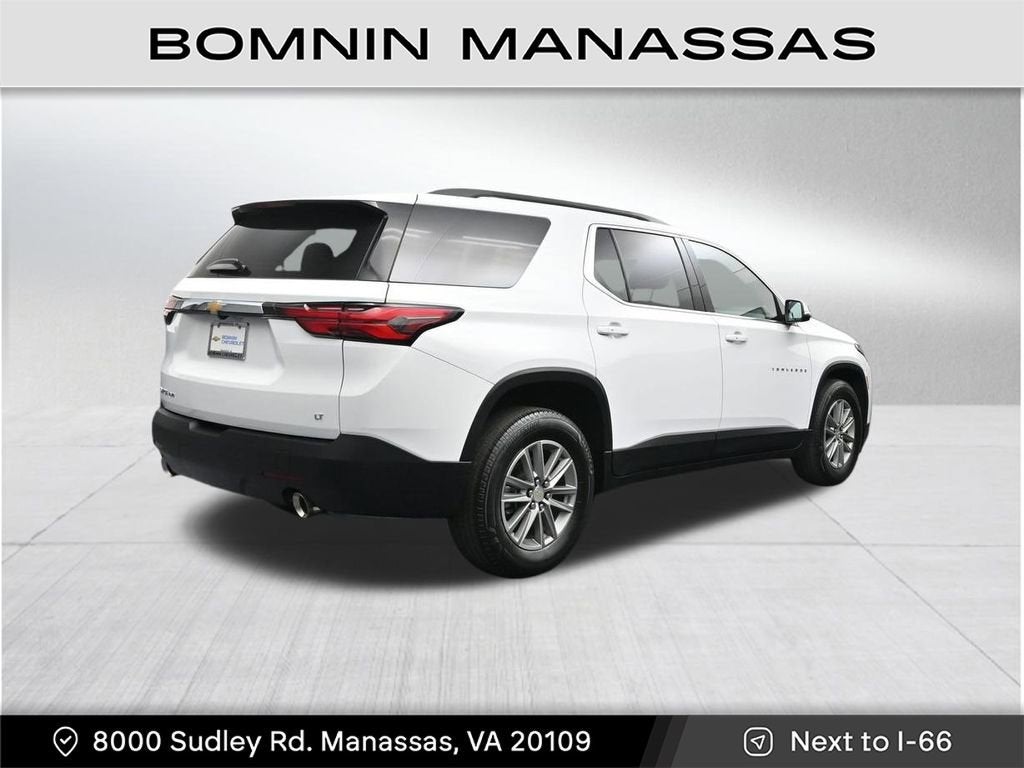 2023 Chevrolet Traverse LT Cloth