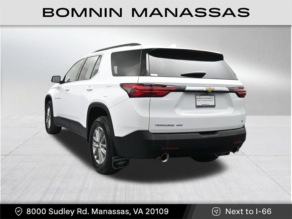 2023 Chevrolet Traverse LT Cloth