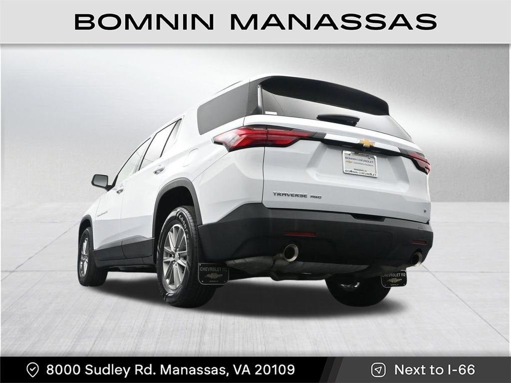 2023 Chevrolet Traverse LT Cloth