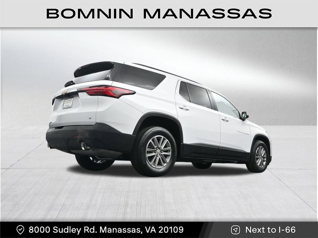 2023 Chevrolet Traverse LT Leather