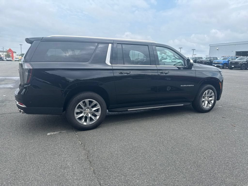 2025 Chevrolet Suburban Premier