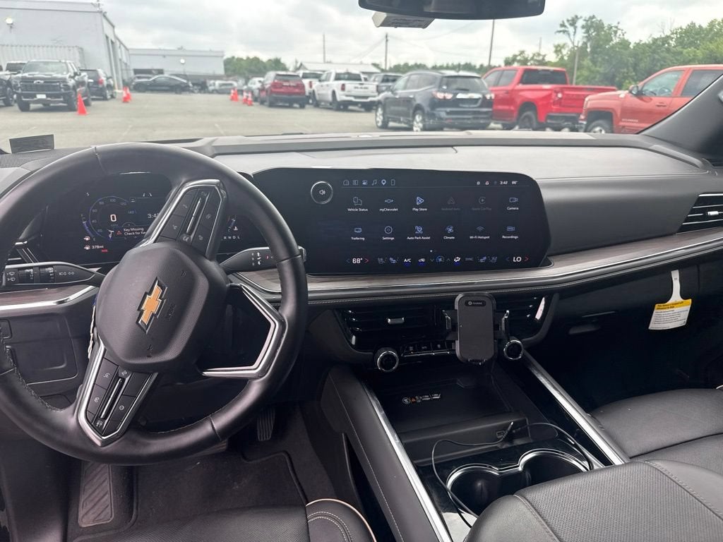 2025 Chevrolet Suburban Premier