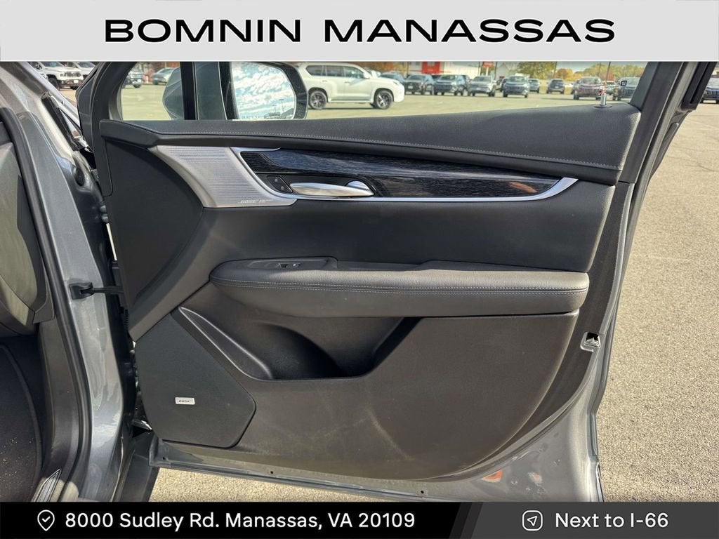 2022 Cadillac XT5 Premium Luxury