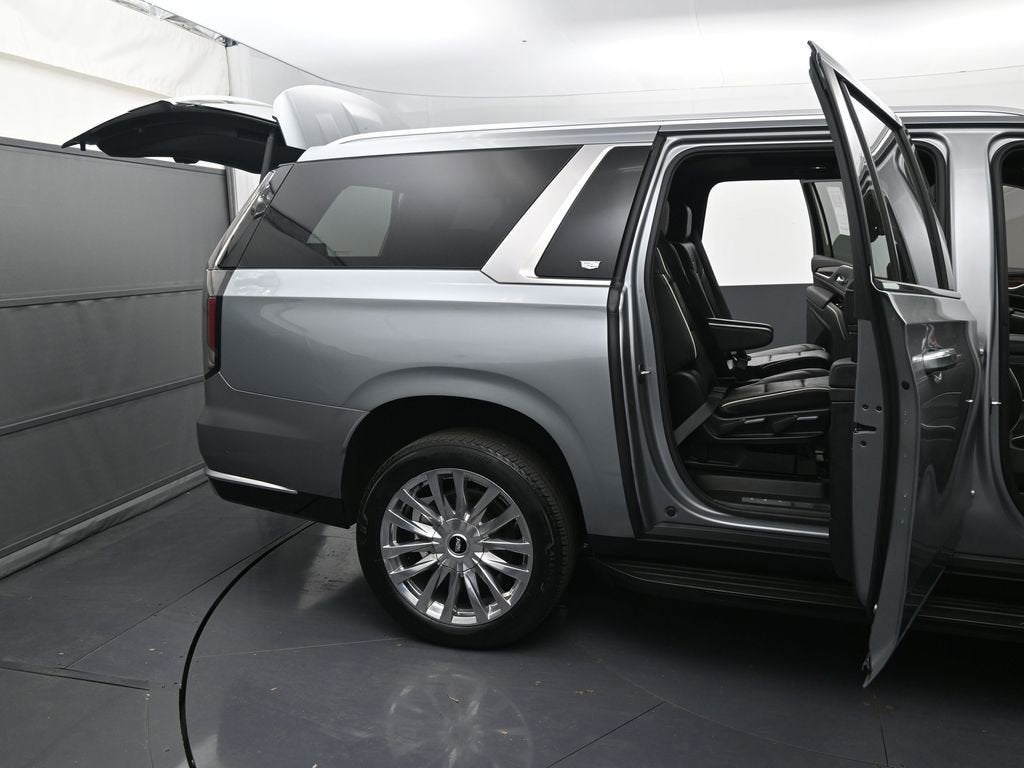 2024 Cadillac Escalade ESV Premium Luxury