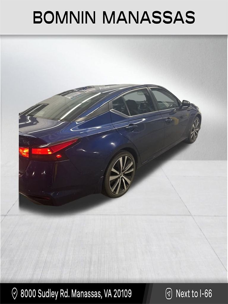 2022 Nissan Altima 2.5 SR