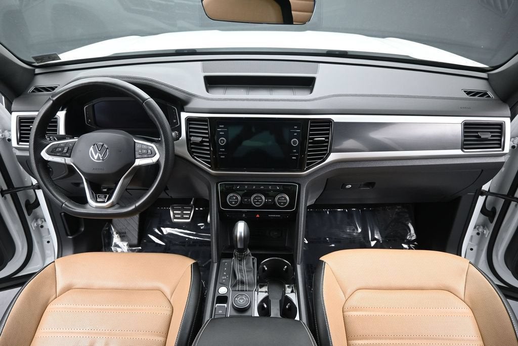 2023 Volkswagen Atlas Cross Sport 3.6L V6 SEL Premium R-Line