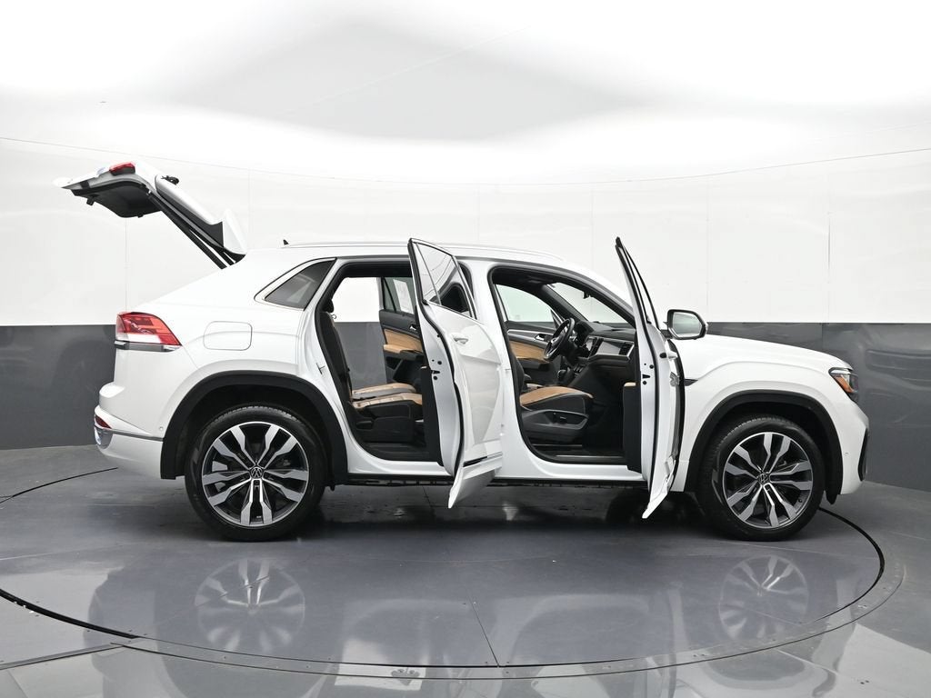 2023 Volkswagen Atlas Cross Sport 3.6L V6 SEL Premium R-Line