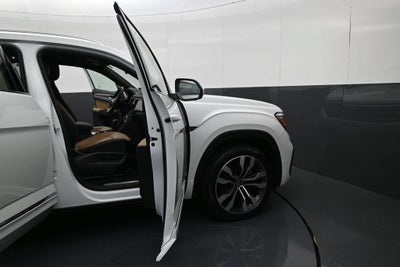 2023 Volkswagen Atlas Cross Sport 3.6L V6 SEL Premium R-Line