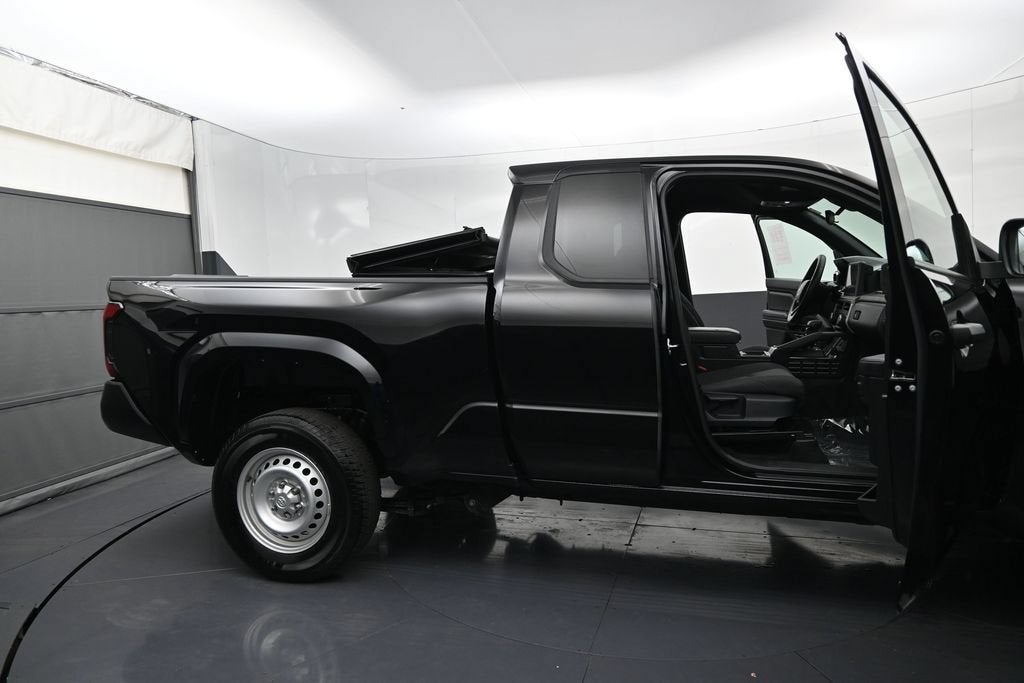 2025 Toyota Tacoma SR - Photo 10