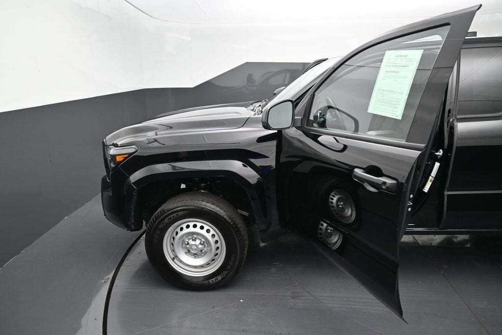 2025 Toyota Tacoma SR - Photo 13