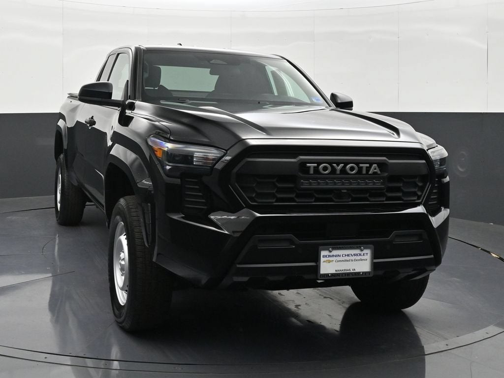 2025 Toyota Tacoma SR - Photo 7