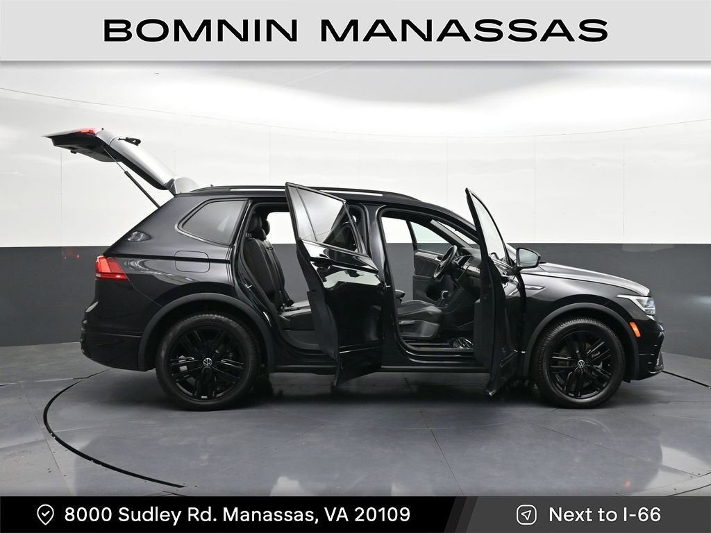 2022 Volkswagen Tiguan 2.0T SE R-Line Black