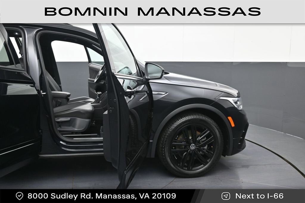2022 Volkswagen Tiguan 2.0T SE R-Line Black