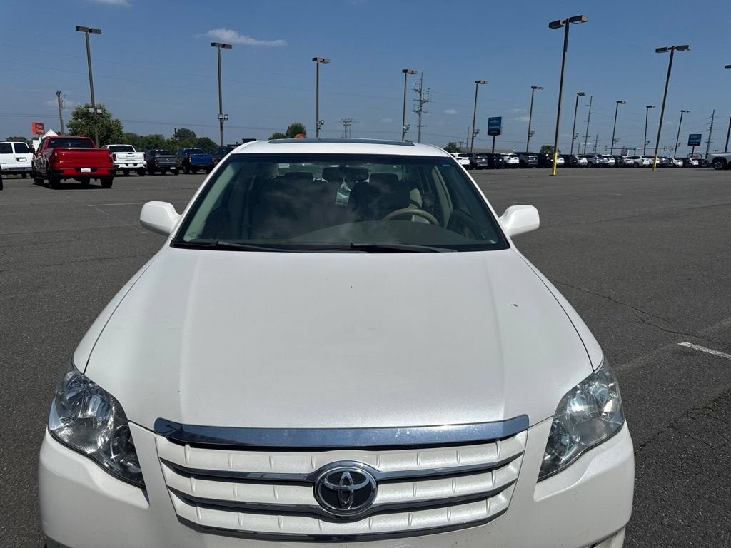 2005 Toyota Avalon XL