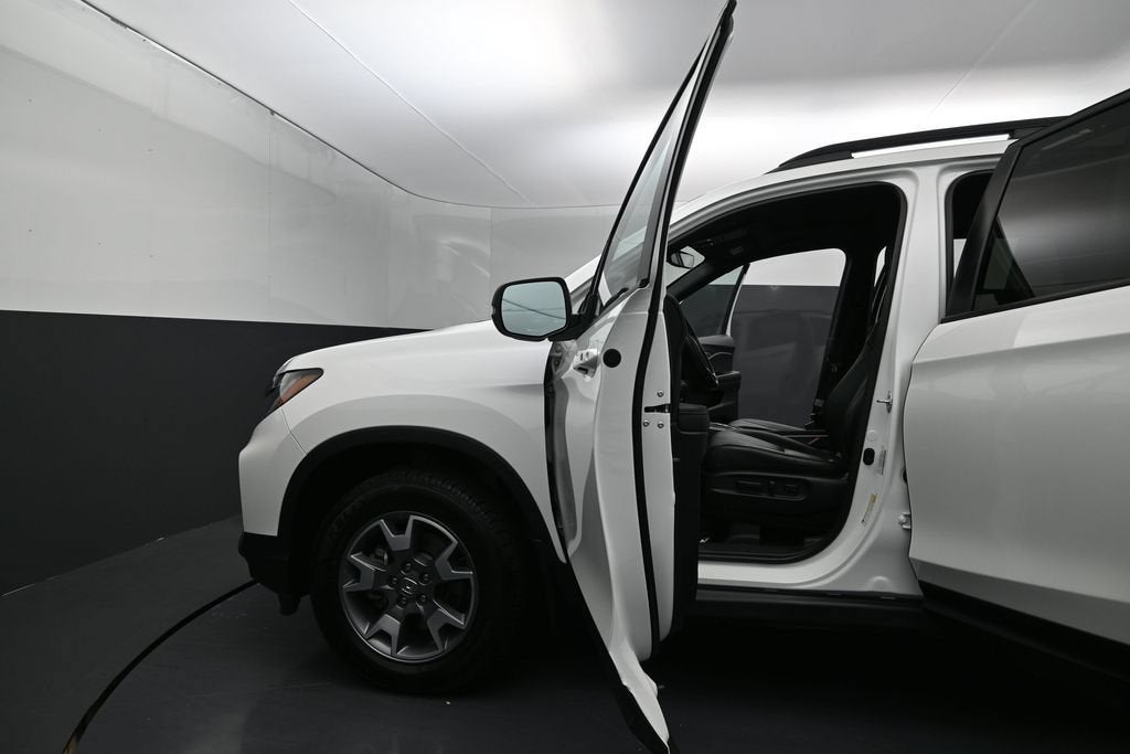 2022 Honda Passport AWD TrailSport