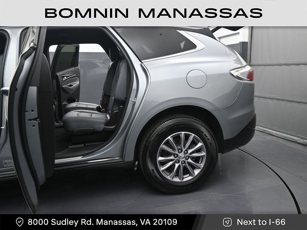 2023 Buick Enclave Essence