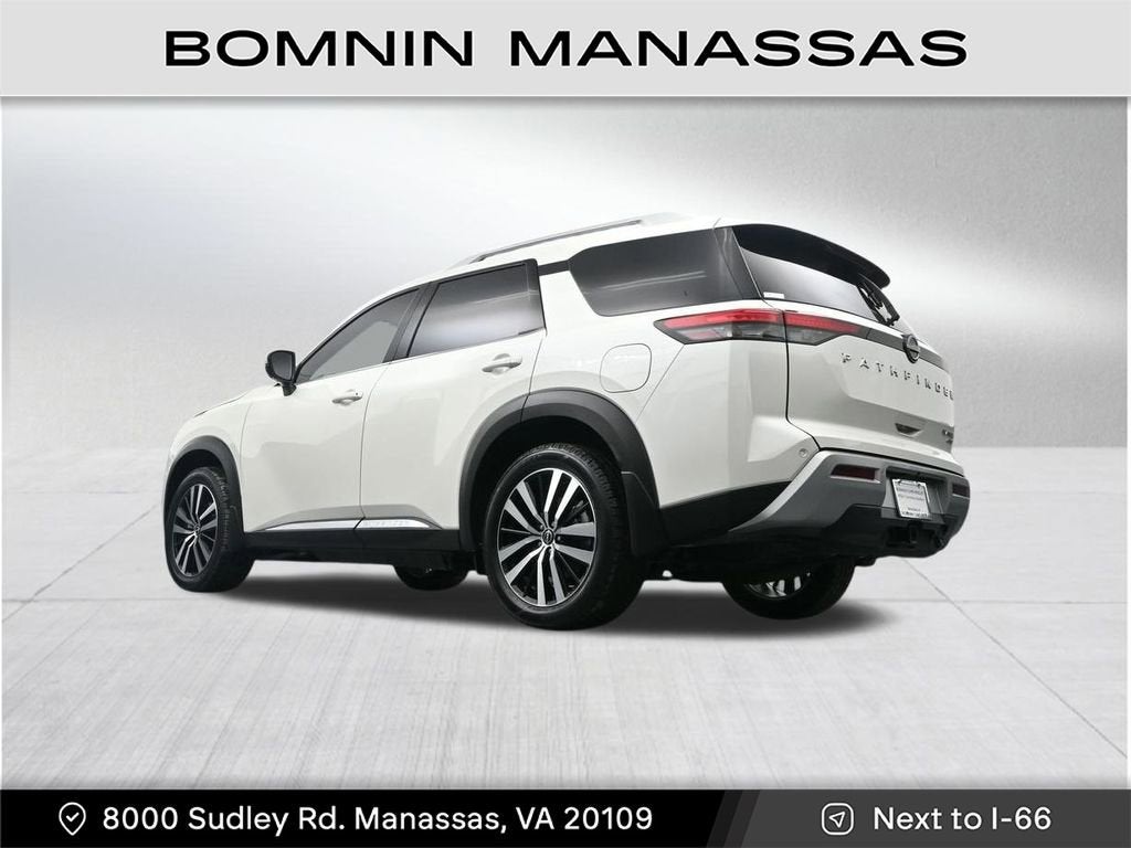 2024 Nissan Pathfinder Platinum