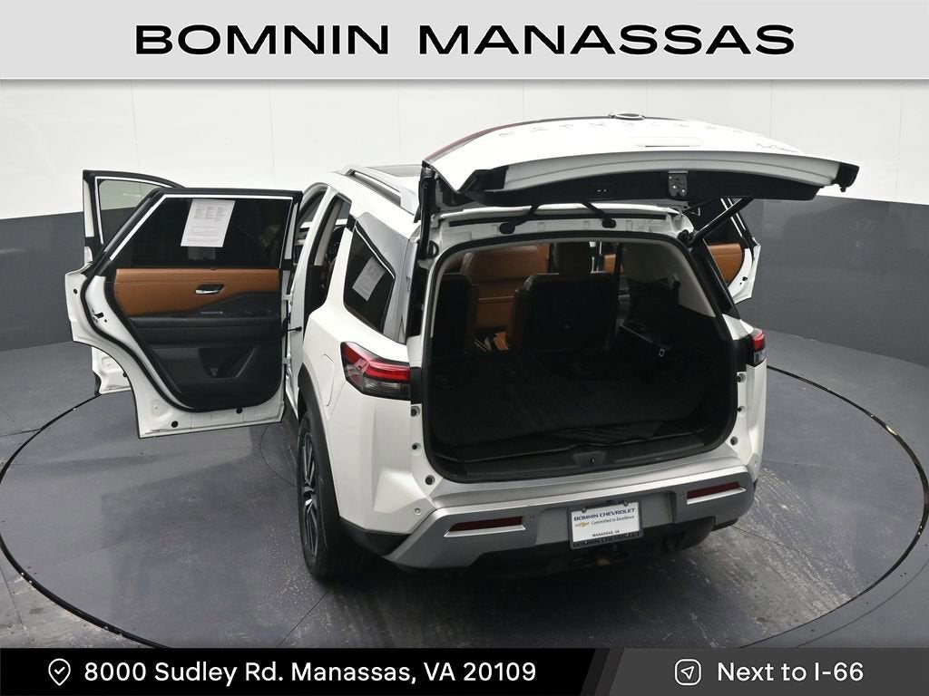 2024 Nissan Pathfinder Platinum