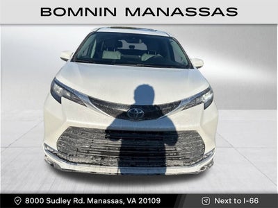 2022 Toyota Sienna XLE